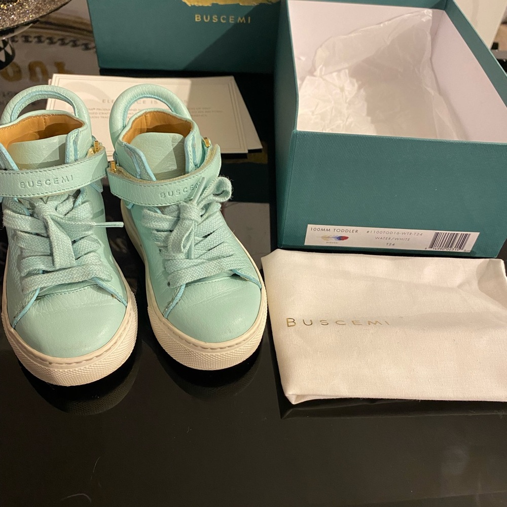 Kids Buscemi - Picture 5 of 8